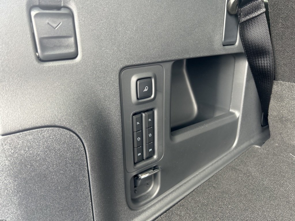 2025 Ford Expedition Active Image 26 of 36