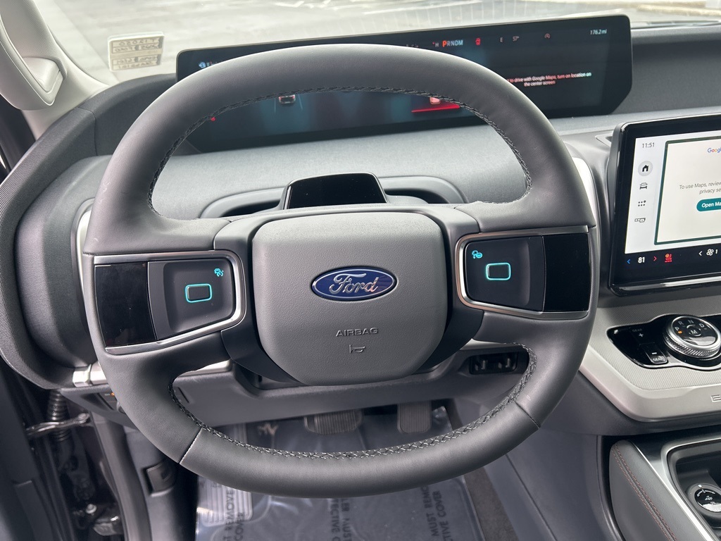 2025 Ford Expedition Active Image 18 of 36