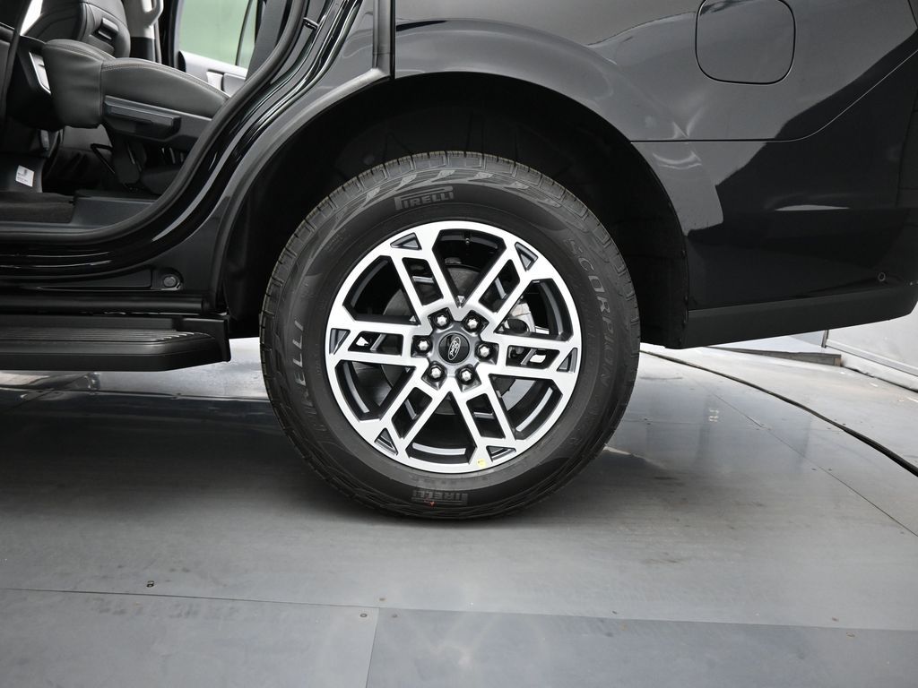 2025 Ford Expedition Active Image 36 of 54