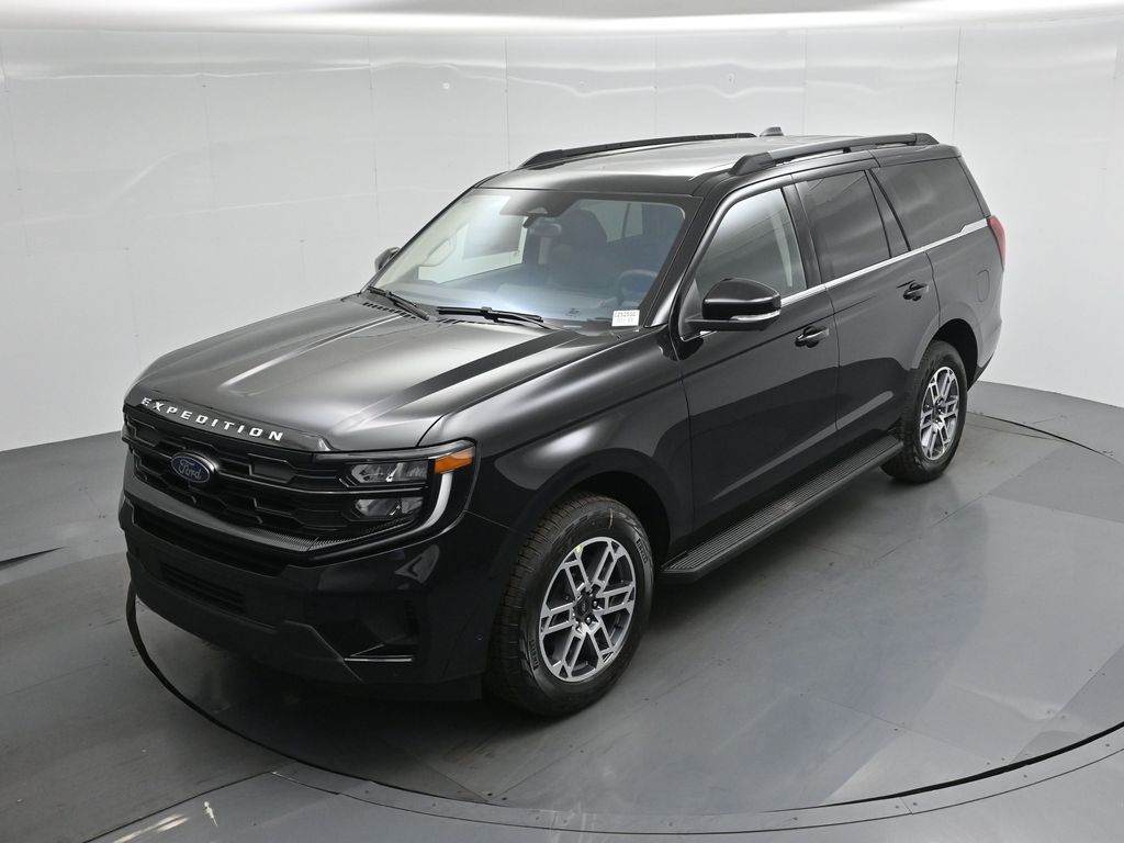 2025 Ford Expedition Active Image 1 of 54