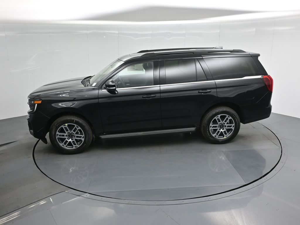 2025 Ford Expedition Active Image 4 of 54