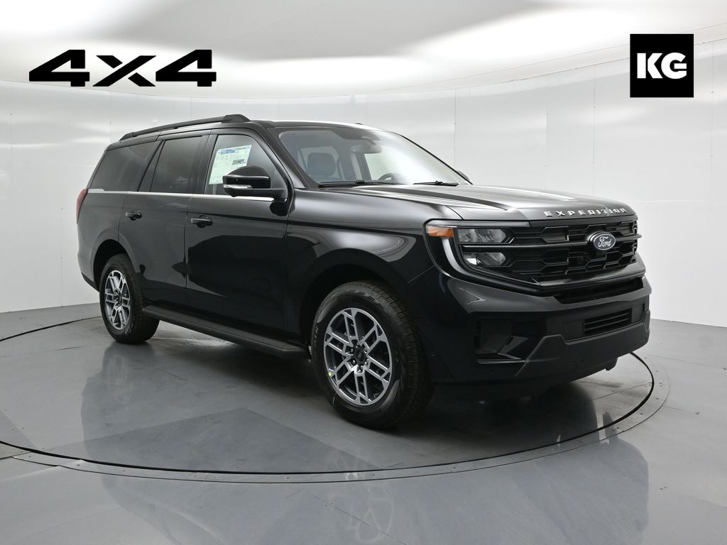 2025 Ford Expedition Active Image 2 of 54