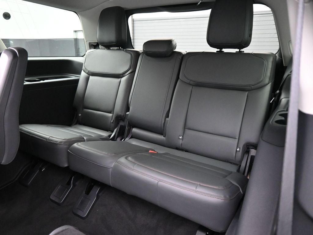 2025 Ford Expedition Active Image 39 of 54