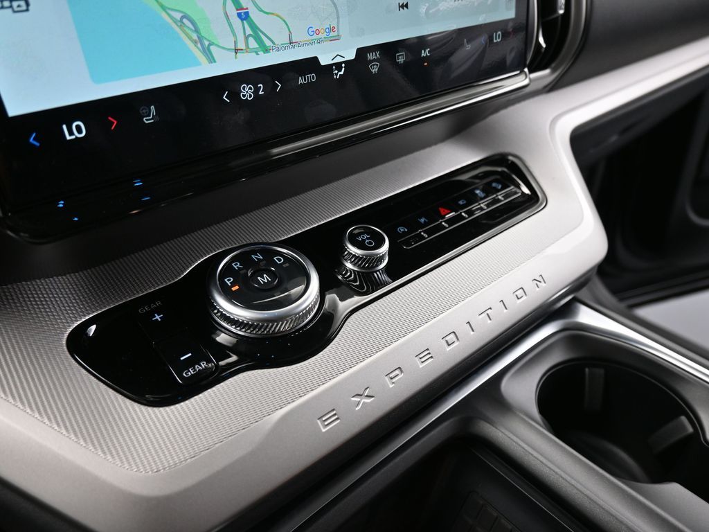 2025 Ford Expedition Active Image 47 of 54