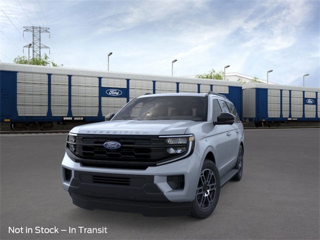 2025 Ford Expedition Active Image 2 of 23