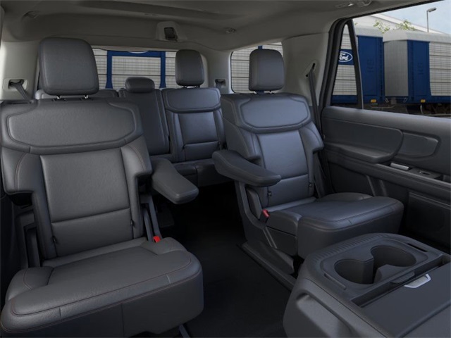 2025 Ford Expedition Active Image 11 of 23