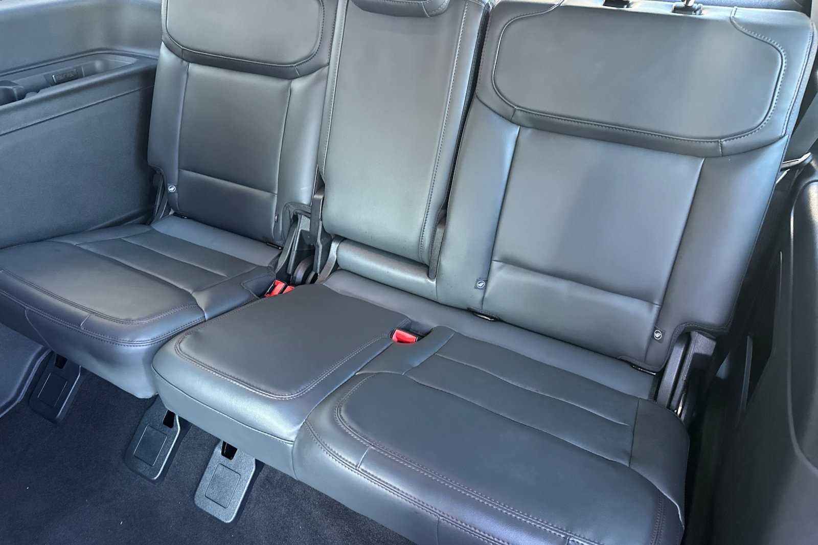 2025 Ford Expedition Active Image 13 of 30