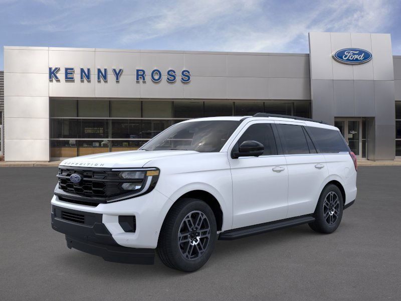 2025 Ford Expedition Active Image 2 of 23