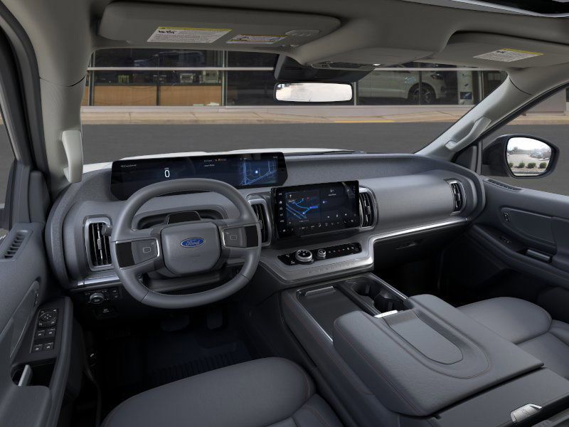 2025 Ford Expedition Active Image 13 of 23