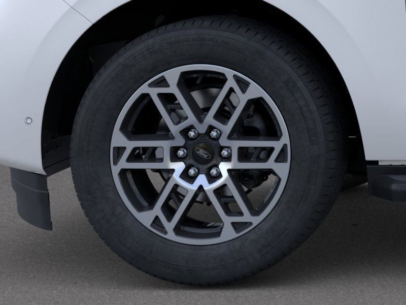 2025 Ford Expedition Active Image 9 of 23