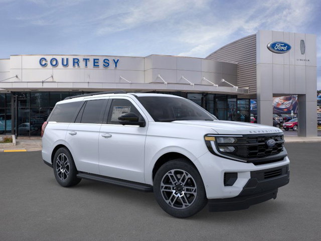 2025 Ford Expedition Active Image 4 of 23