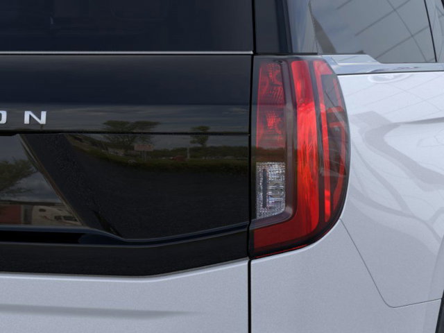 2025 Ford Expedition Active Image 18 of 23