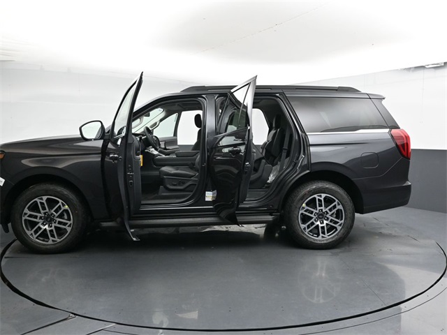 2025 Ford Expedition Active Image 28 of 35