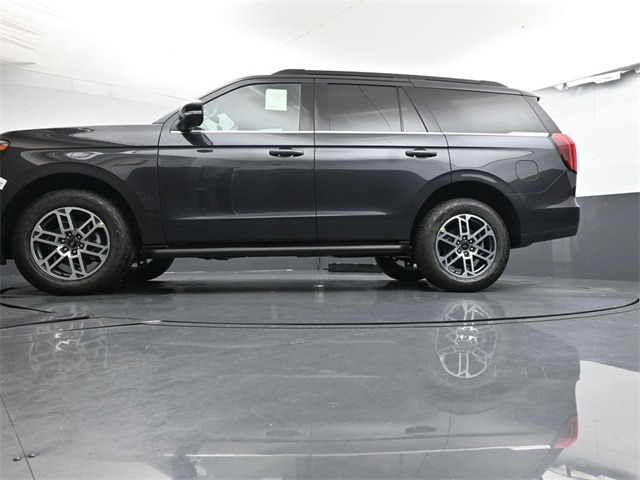 2025 Ford Expedition Active Image 27 of 35