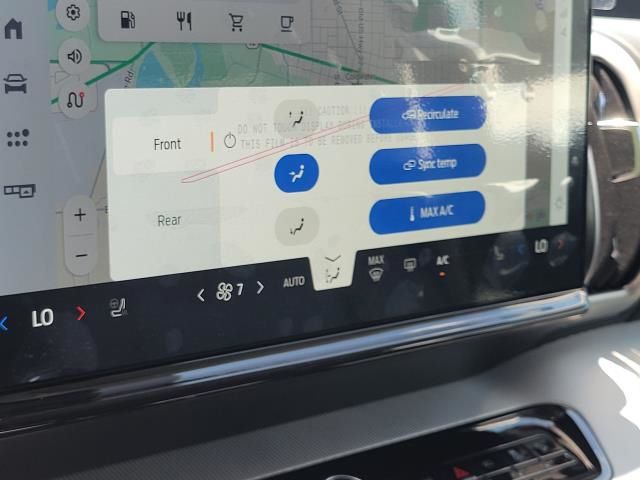 2025 Ford Expedition Active Image 17 of 35