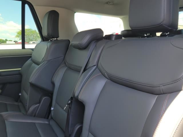 2025 Ford Expedition Active Image 7 of 35