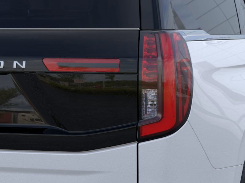 2025 Ford Expedition King Ranch Image 19 of 23