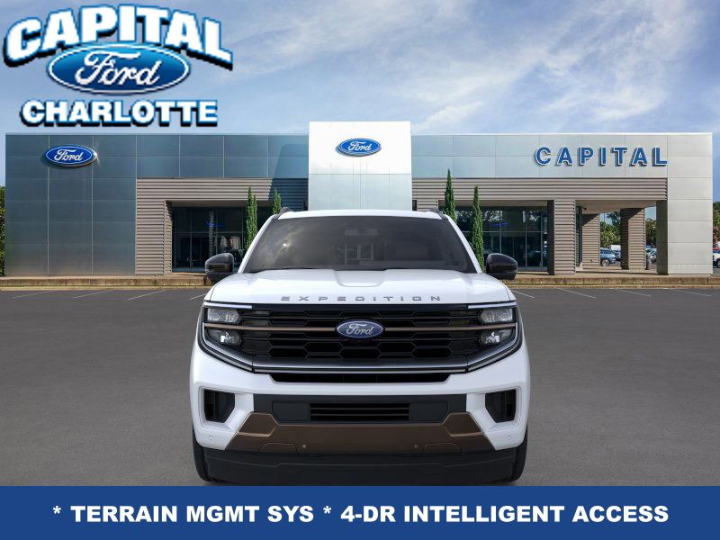 2025 Ford Expedition King Ranch Image 3 of 24