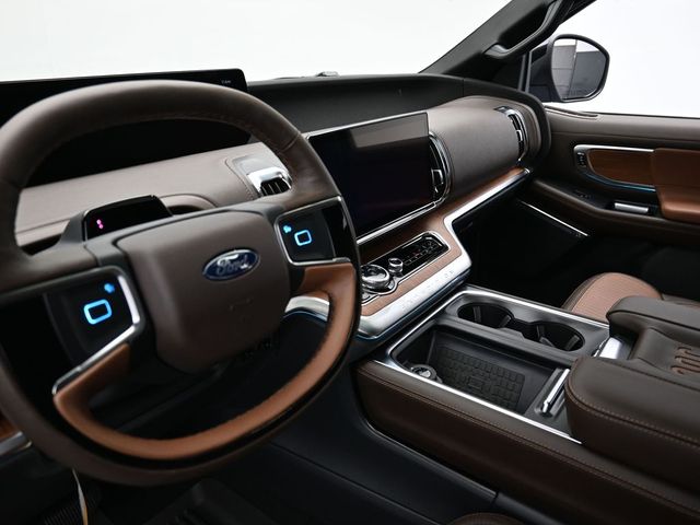 2025 Ford Expedition King Ranch Image 34 of 52