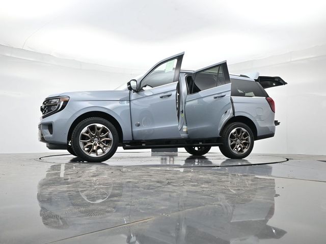 2025 Ford Expedition King Ranch Image 27 of 52