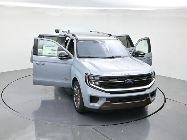 2025 Ford Expedition King Ranch Image 7 of 52