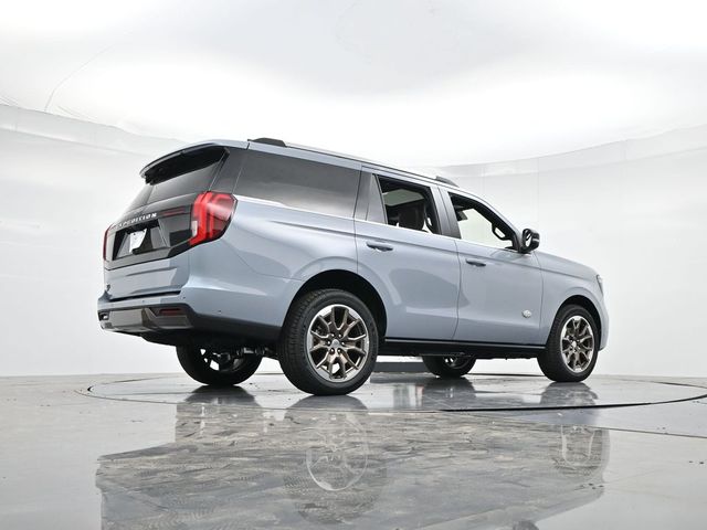 2025 Ford Expedition King Ranch Image 18 of 52