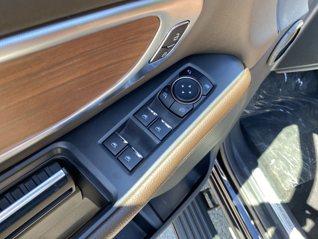 2025 Ford Expedition King Ranch Image 56 of 58