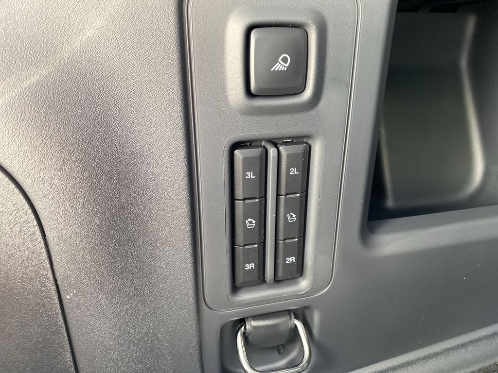 2025 Ford Expedition King Ranch Image 44 of 58