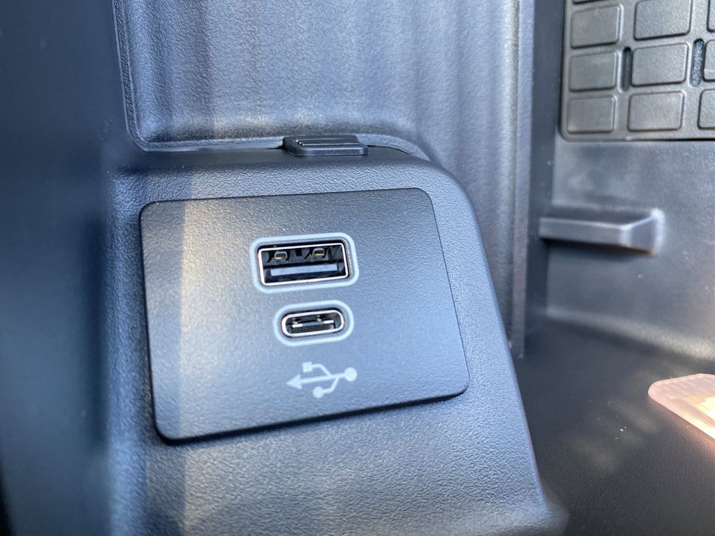 2025 Ford Expedition King Ranch Image 35 of 58