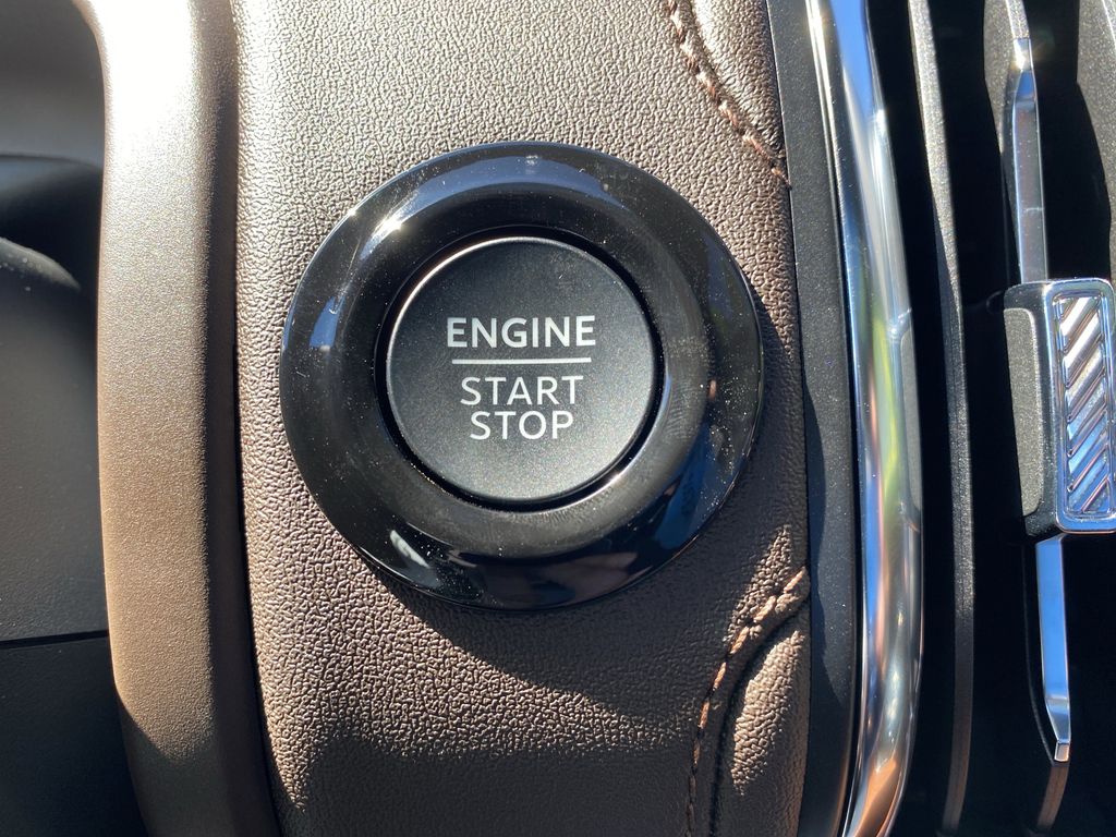 2025 Ford Expedition King Ranch Image 30 of 58