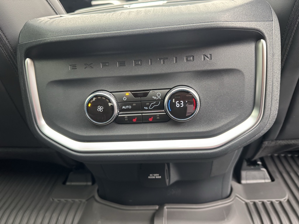 2025 Ford Expedition Platinum Image 46 of 46