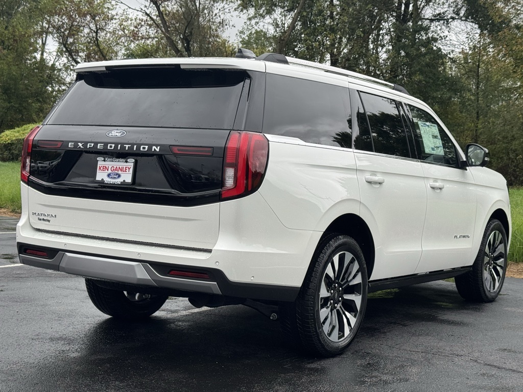 2025 Ford Expedition Platinum Image 6 of 46