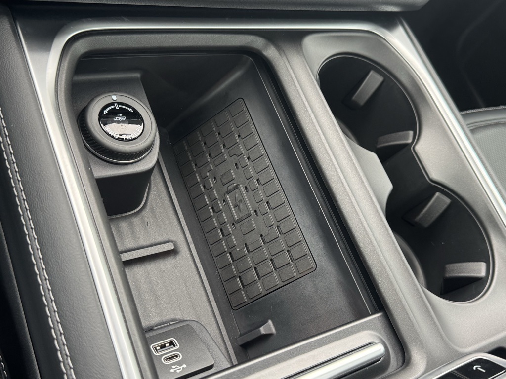 2025 Ford Expedition Platinum Image 42 of 46