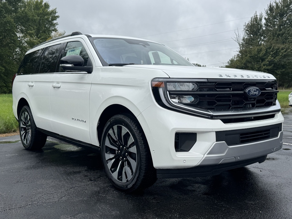 2025 Ford Expedition Platinum Image 4 of 46