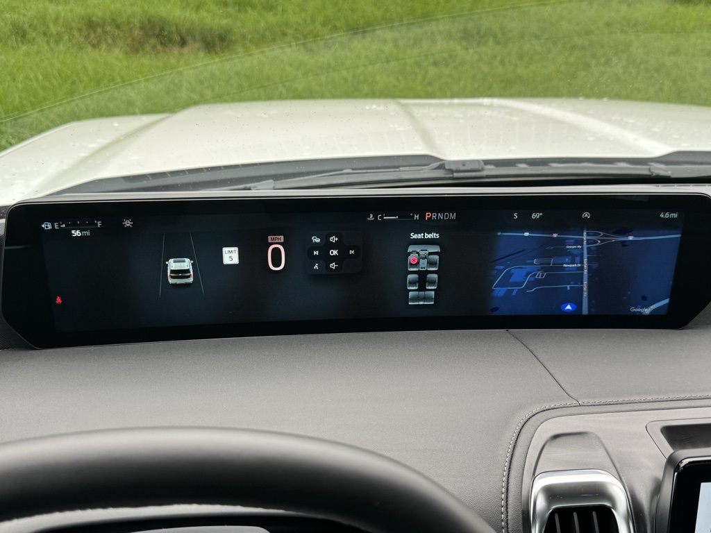 2025 Ford Expedition Platinum Image 43 of 46