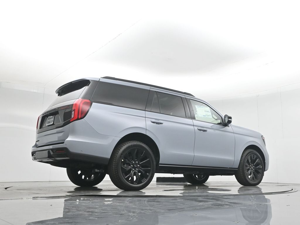 2025 Ford Expedition Platinum Image 22 of 56