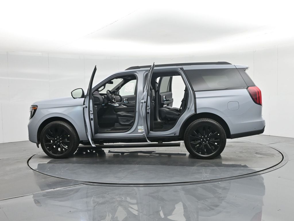 2025 Ford Expedition Platinum Image 35 of 56