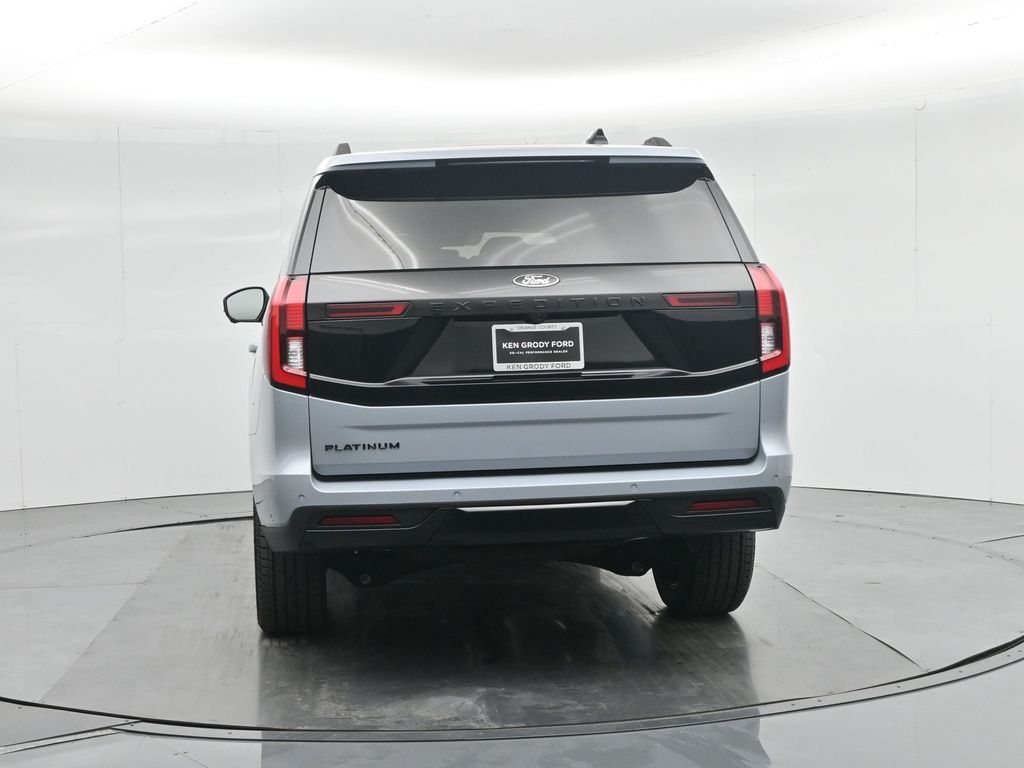 2025 Ford Expedition Platinum Image 24 of 56