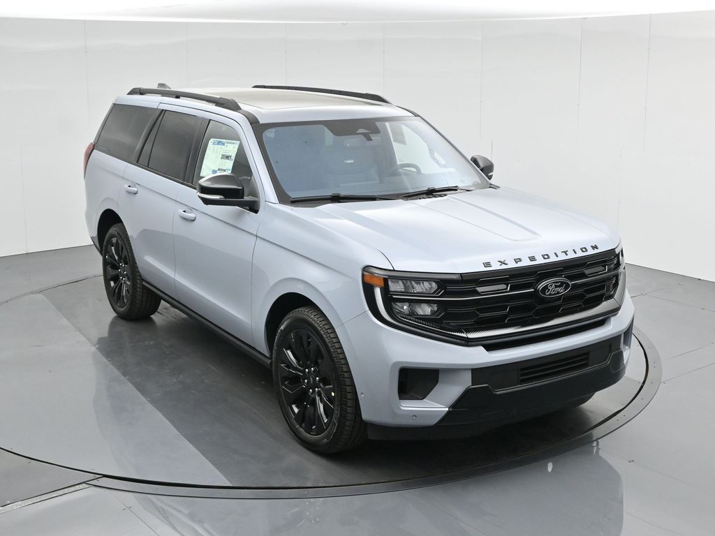 2025 Ford Expedition Platinum Image 12 of 56