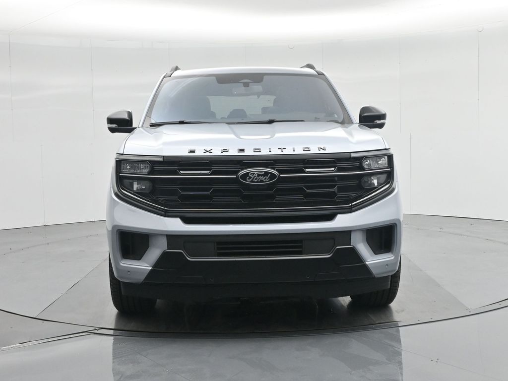 2025 Ford Expedition Platinum Image 6 of 56