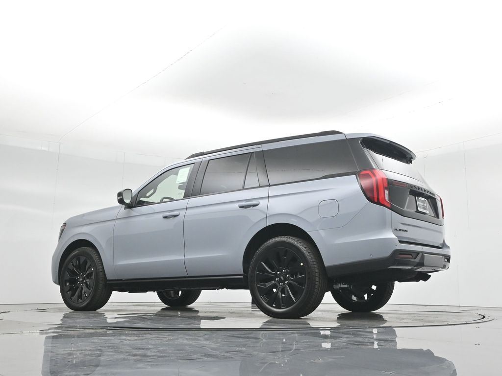 2025 Ford Expedition Platinum Image 31 of 56