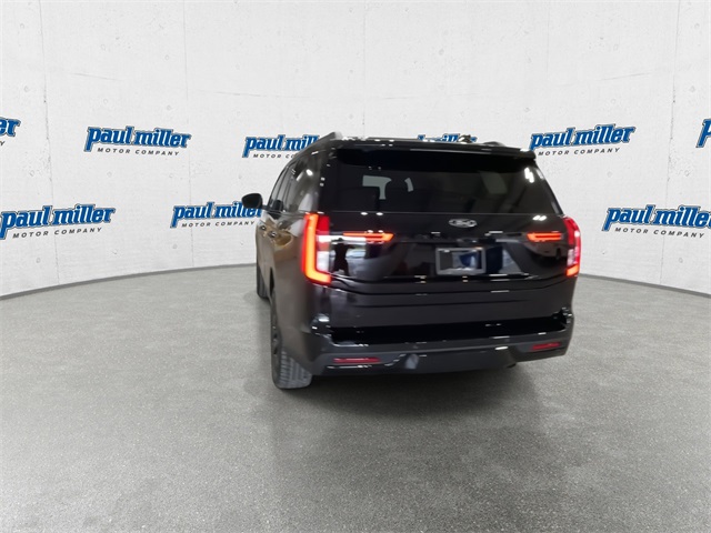 2025 Ford Expedition Platinum Image 12 of 38