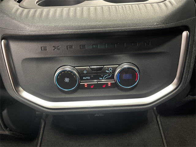 2025 Ford Expedition Platinum Image 36 of 38