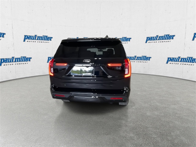 2025 Ford Expedition Platinum Image 9 of 38