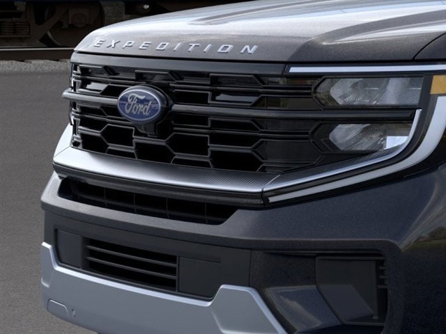 2025 Ford Expedition Platinum Image 17 of 23