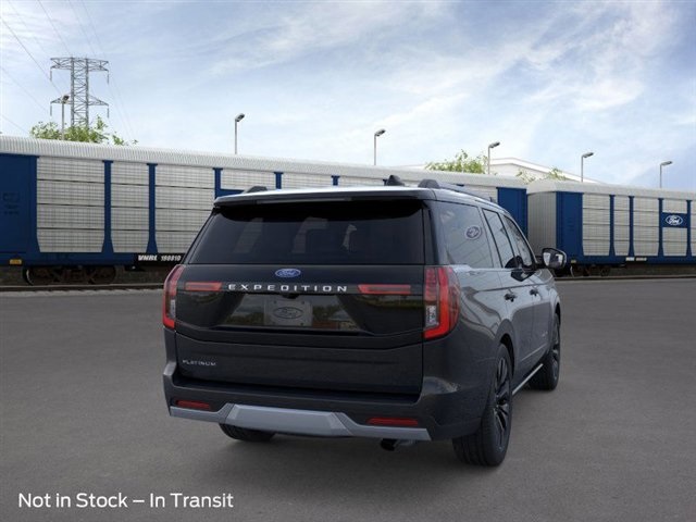 2025 Ford Expedition Platinum Image 8 of 23