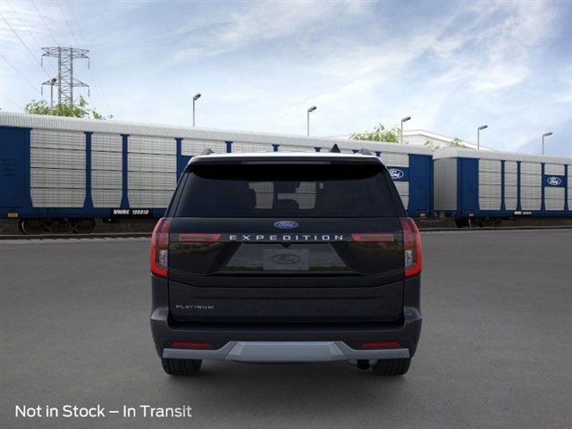 2025 Ford Expedition Platinum Image 5 of 23