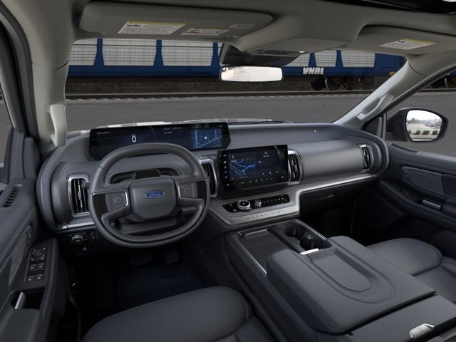 2025 Ford Expedition Platinum Image 9 of 23