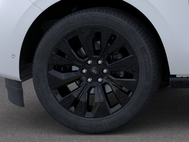 2025 Ford Expedition Platinum Image 9 of 23