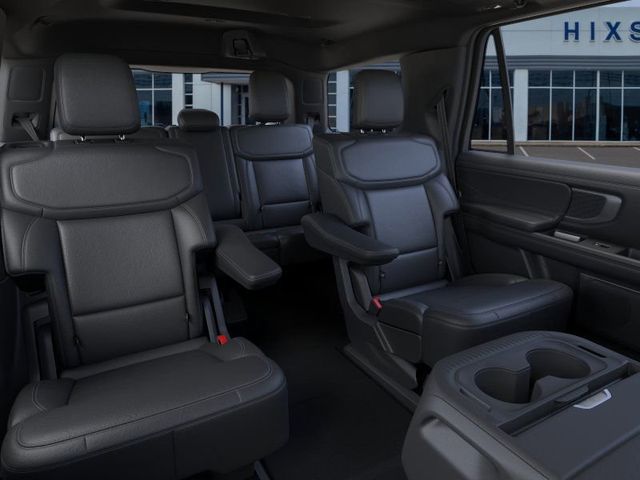 2025 Ford Expedition Platinum Image 12 of 23